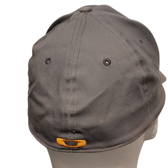 Oakley Flex Unisex Adults Gray Classic M10 Lightweight Baseball Cap Size S/M - Picture 3 of 7